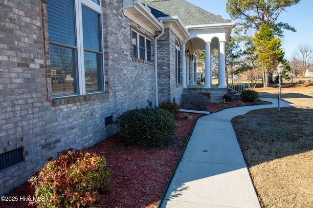 27 Stewart Circle, Whiteville, NC 28472