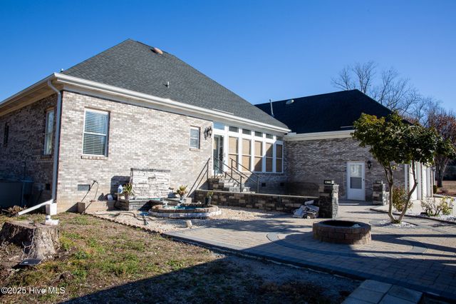 27 Stewart Circle, Whiteville, NC 28472