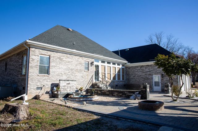 27 Stewart Circle, Whiteville, NC 28472