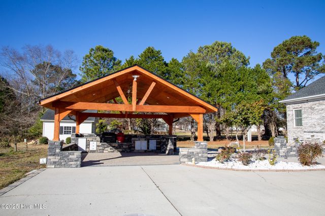 27 Stewart Circle, Whiteville, NC 28472