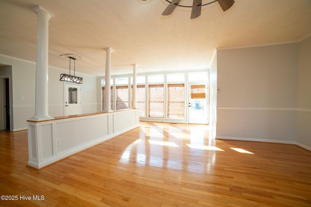 27 Stewart Circle, Whiteville, NC 28472