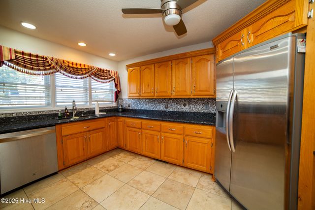 27 Stewart Circle, Whiteville, NC 28472