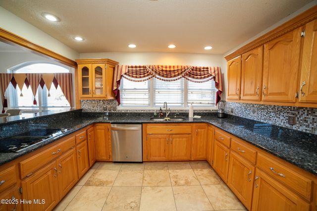 27 Stewart Circle, Whiteville, NC 28472