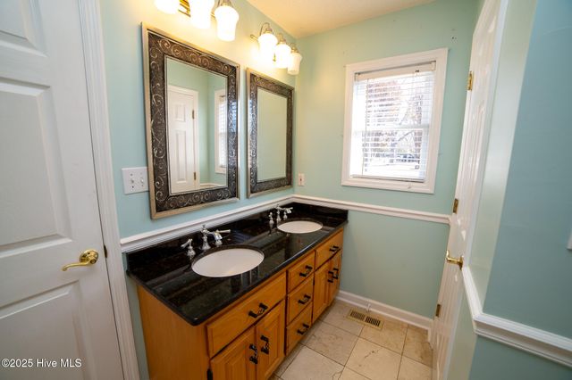 27 Stewart Circle, Whiteville, NC 28472