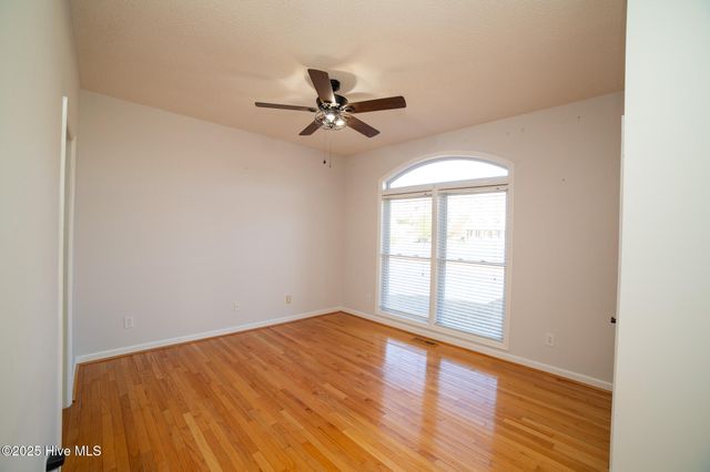 27 Stewart Circle, Whiteville, NC 28472