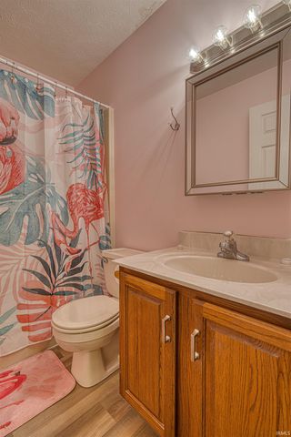 4422 Summercreek Lane, Newburgh, IN 47630