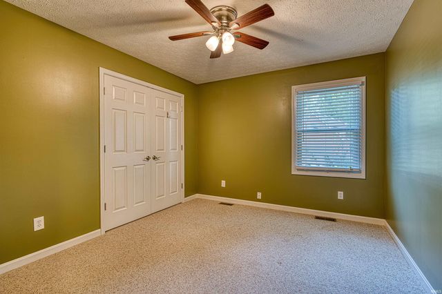 4422 Summercreek Lane, Newburgh, IN 47630