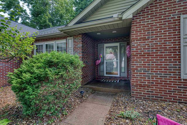4422 Summercreek Lane, Newburgh, IN 47630
