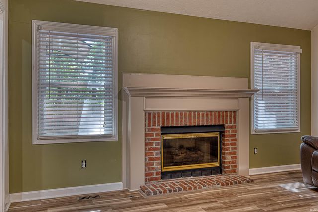 4422 Summercreek Lane, Newburgh, IN 47630