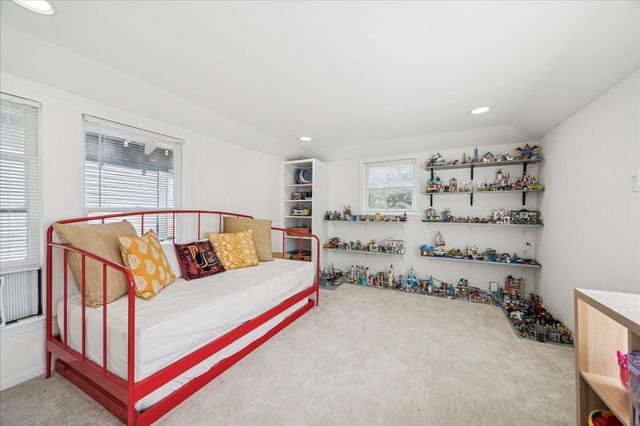 825 Merrill Street, Houston, TX 77009