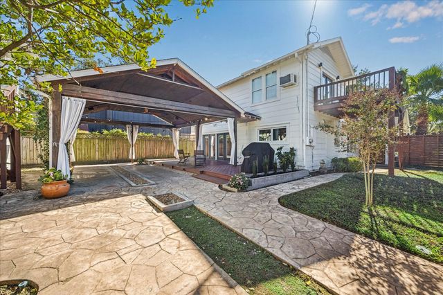 825 Merrill Street, Houston, TX 77009