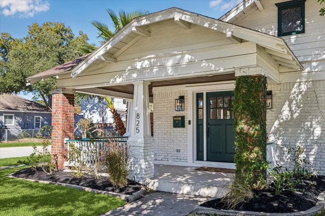 825 Merrill Street, Houston, TX 77009