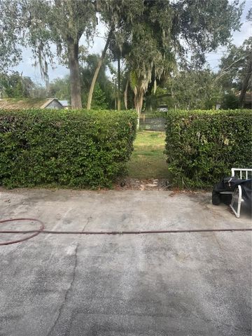 10603 SKEWLEE GARDENS DRIVE, Thonotosassa, FL 33592