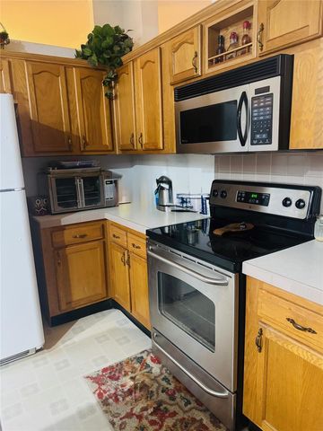 10603 SKEWLEE GARDENS DRIVE, Thonotosassa, FL 33592