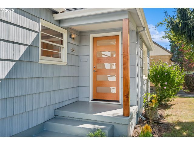 4245 Ne GOING St, Portland, OR 97218