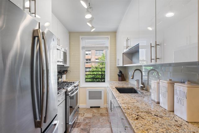 3210 Arlington Avenue 4G, Bronx, NY 10463