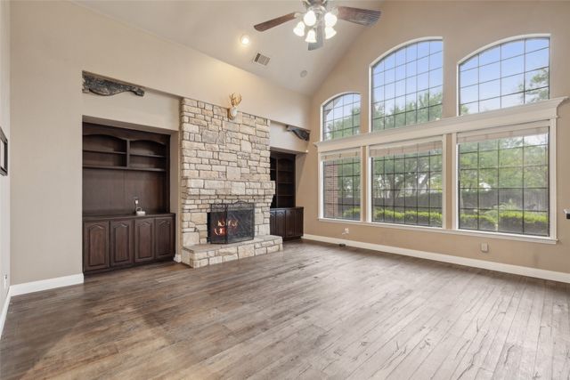 1601 Eagle Ridge Drive, Corinth, TX 76210