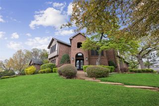 1601 Eagle Ridge Drive, Corinth, TX 76210