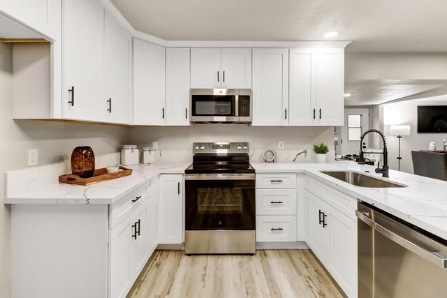 3301 Langley Way, Antelope, CA 95843