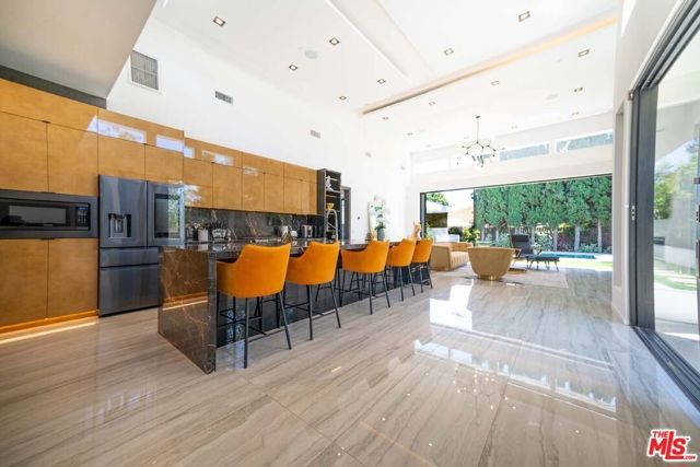 11658 Morrison Street, Valley Village, CA 91601