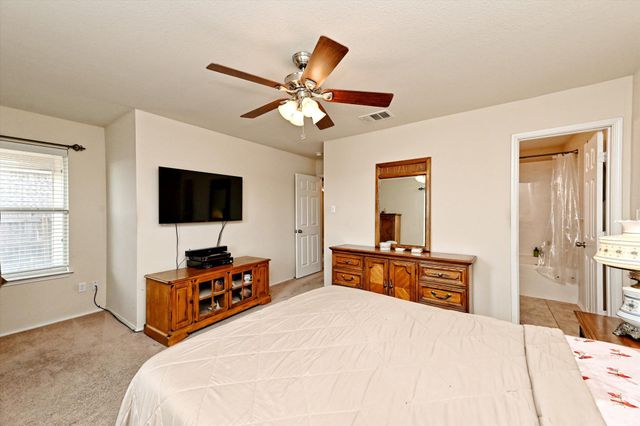 161 Mallard LN, Leander, TX 78641