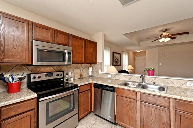 161 Mallard LN, Leander, TX 78641