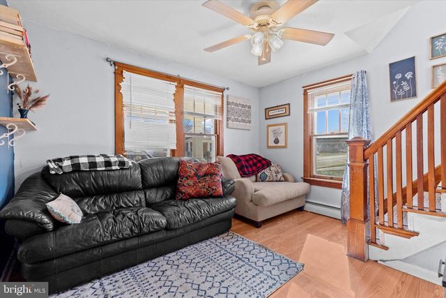 210 CHARLES AVENUE, Hanover, PA 17331