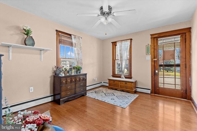 210 CHARLES AVENUE, Hanover, PA 17331