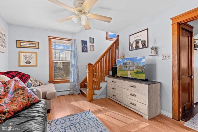 210 CHARLES AVENUE, Hanover, PA 17331