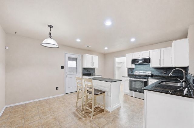 322 Laurel Lane, Fate, TX 75087
