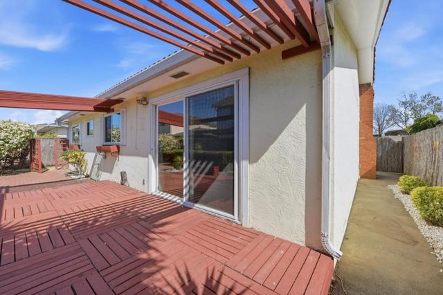 413 Whitehall Road, Alameda, CA 94501