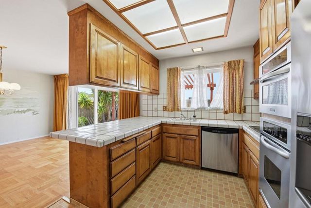 413 Whitehall Road, Alameda, CA 94501