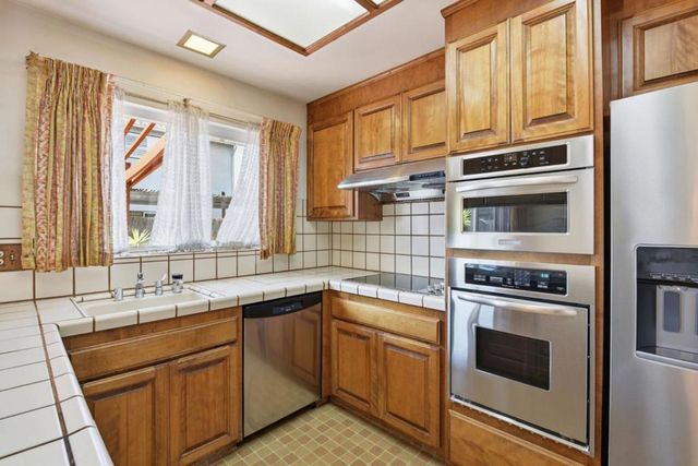 413 Whitehall Road, Alameda, CA 94501