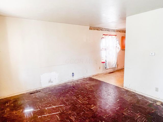 2676 Shelly Drive, Columbus, OH 43207