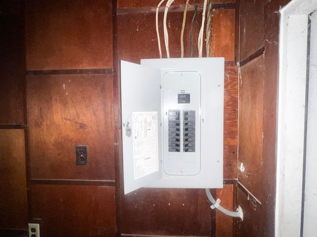 2676 Shelly Drive, Columbus, OH 43207