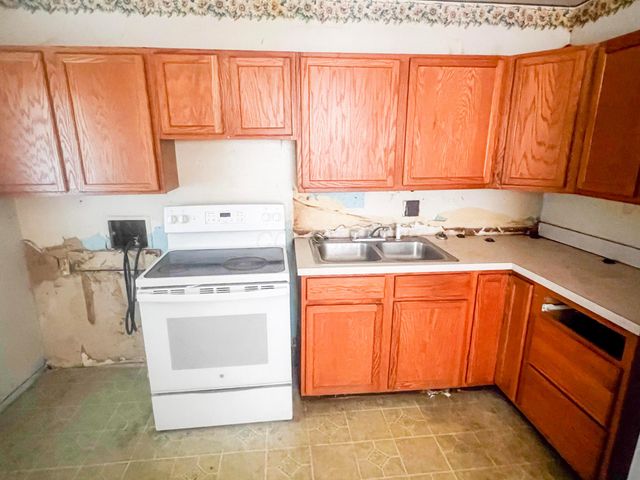 2676 Shelly Drive, Columbus, OH 43207