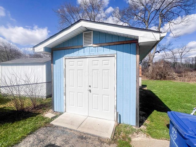 2676 Shelly Drive, Columbus, OH 43207