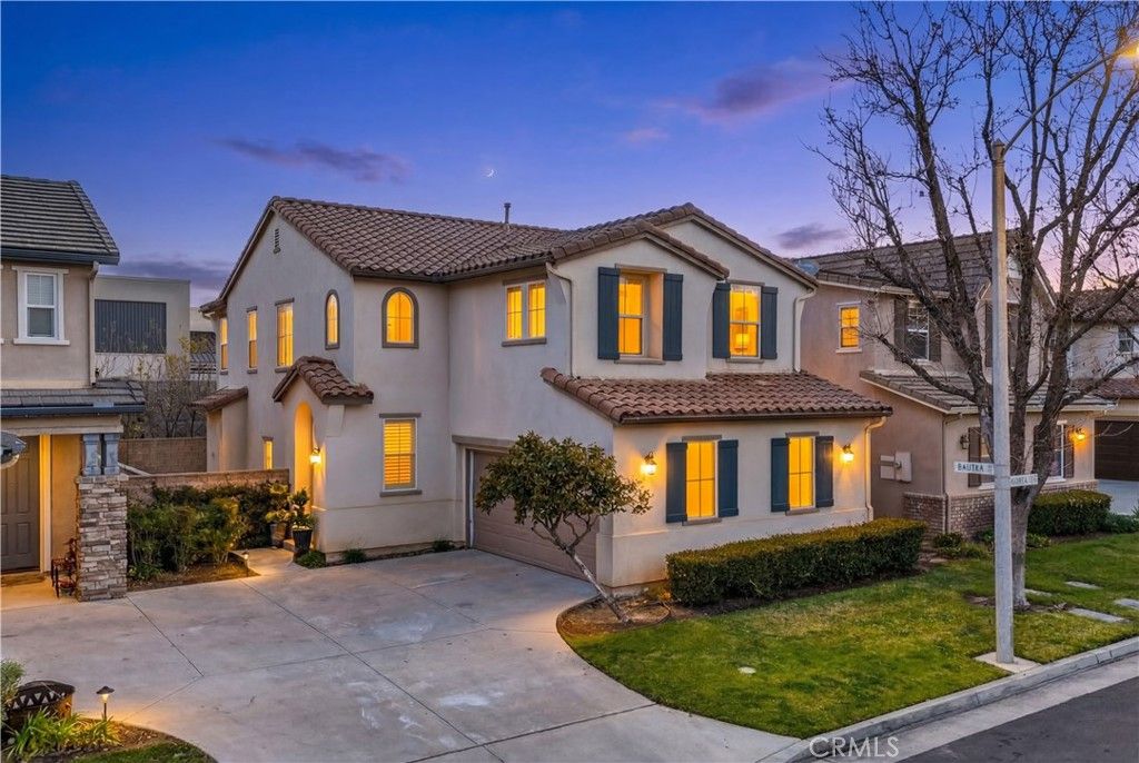 Image 1 of property listing at 35899 Gatineau, Murrieta, CA 92563