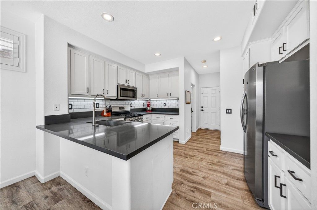 Image 12 of property listing at 35899 Gatineau, Murrieta, CA 92563