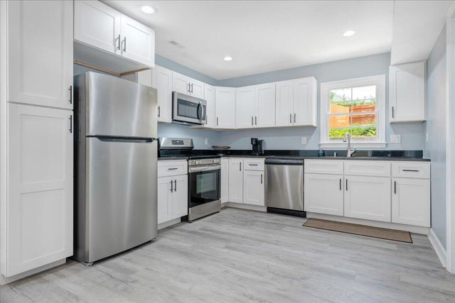 1409 Gilmer AVE, Roanoke, VA 24017