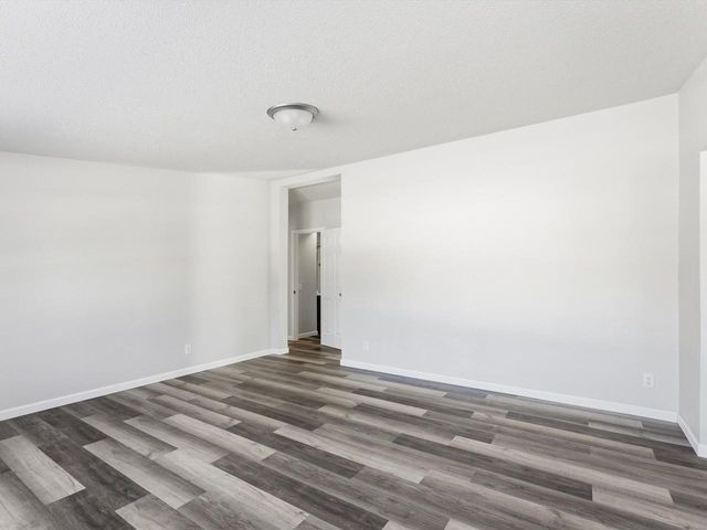 320 Lincoln AVENUE, Omro, WI 54963