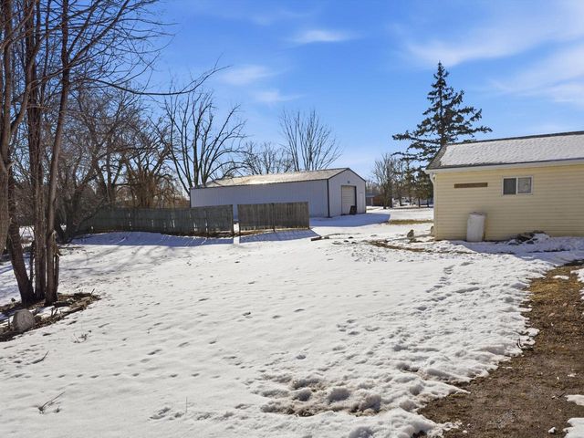 320 Lincoln AVENUE, Omro, WI 54963