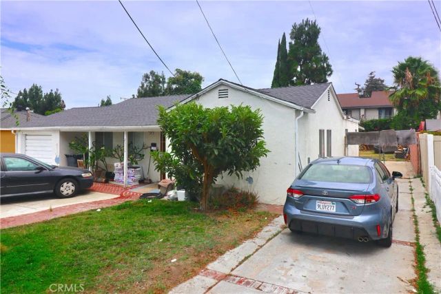 2505 Huckleberry Road, Santa Ana, CA 92706
