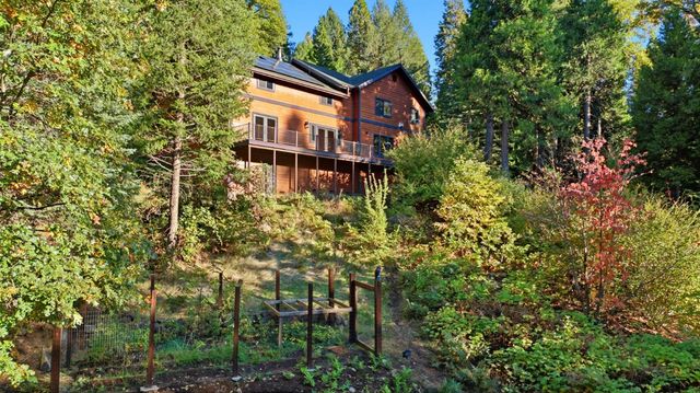 11234 Valencia Rd, Nevada City, CA 95959
