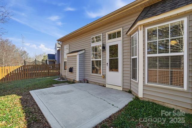 630 Springhouse Place, Clover, SC 29710