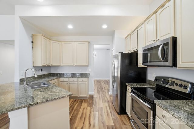 630 Springhouse Place, Clover, SC 29710