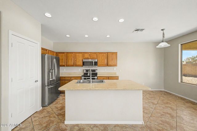 6668 S Garnet Way, Chandler, AZ 85249