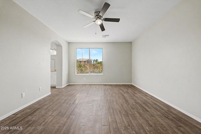 6668 S Garnet Way, Chandler, AZ 85249