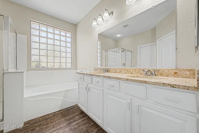 6668 S Garnet Way, Chandler, AZ 85249