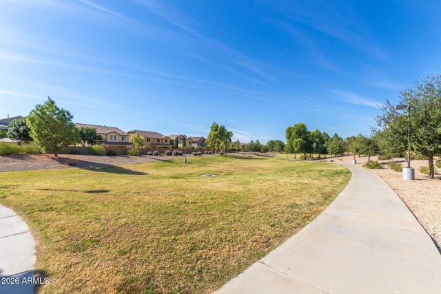 6668 S Garnet Way, Chandler, AZ 85249